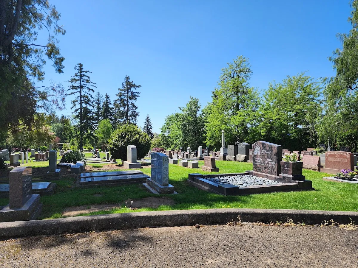 Ahavai Sholom Cemetery