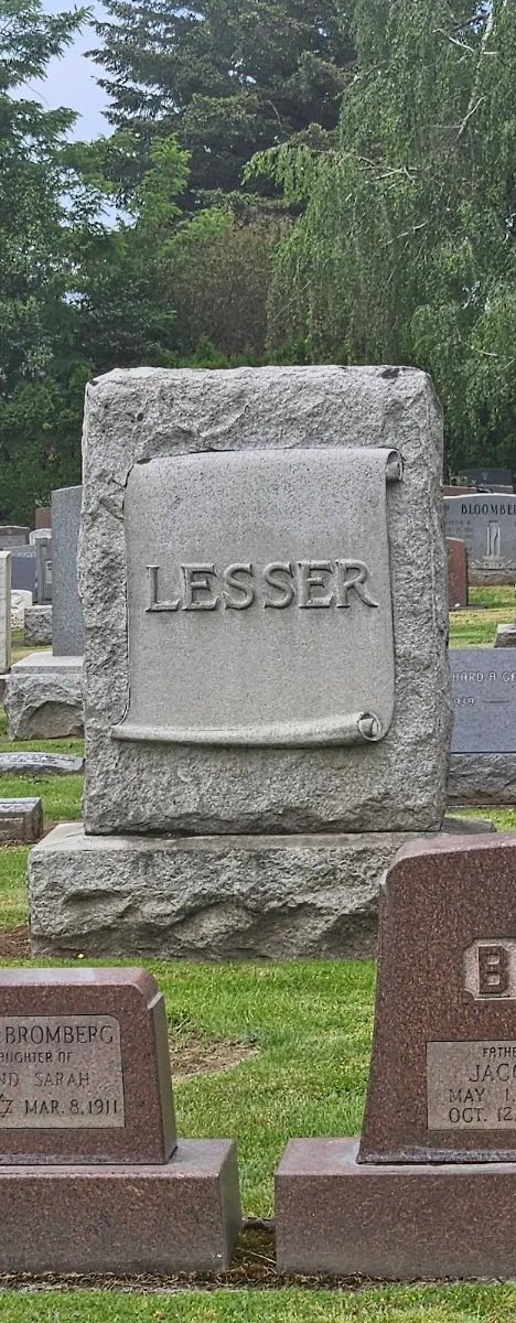 Ahavai Sholom Cemetery — foto 4