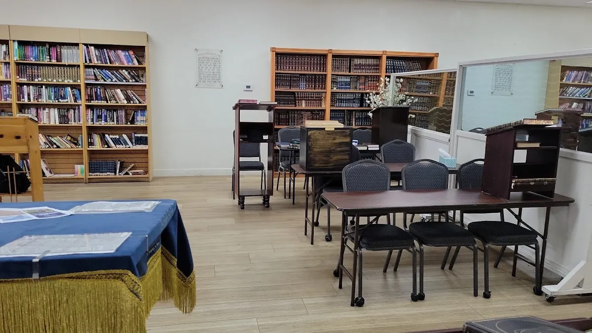 Ahavas Torah Center — foto 2