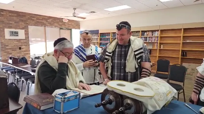 Ahavas Torah Center — foto 3
