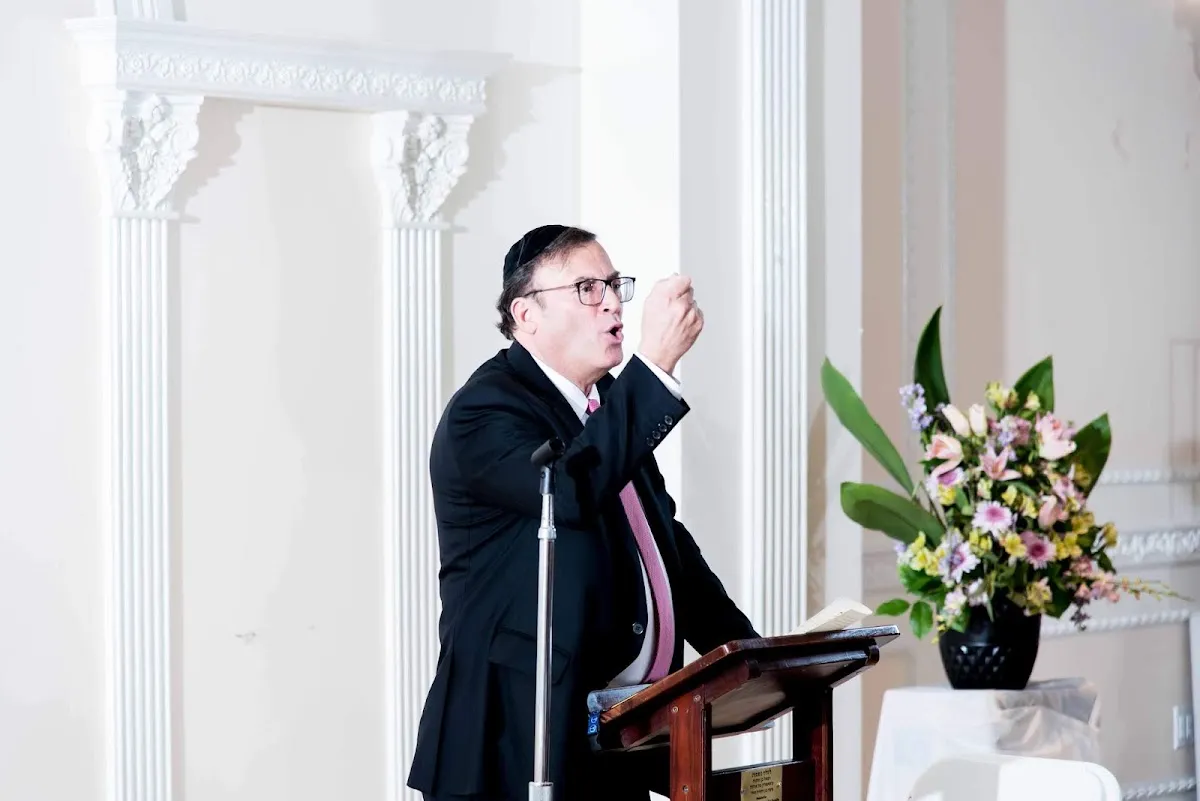 Ahavat Shalom Synagogue — foto 4