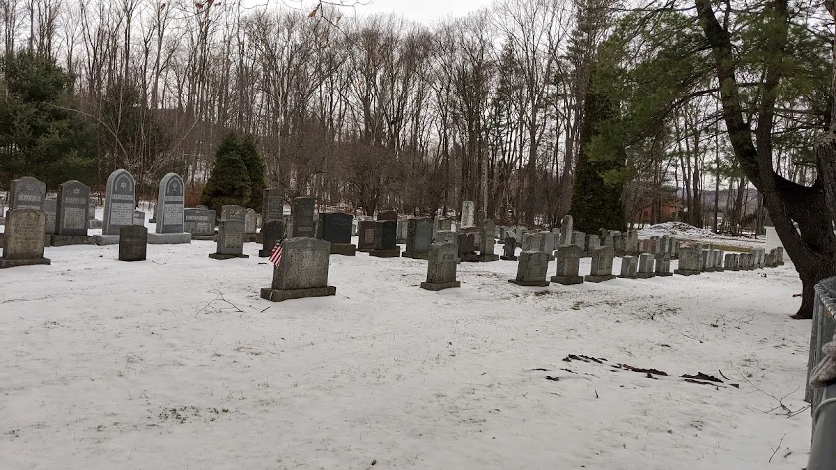 Ahavath Sholom Cemetery — photo 2