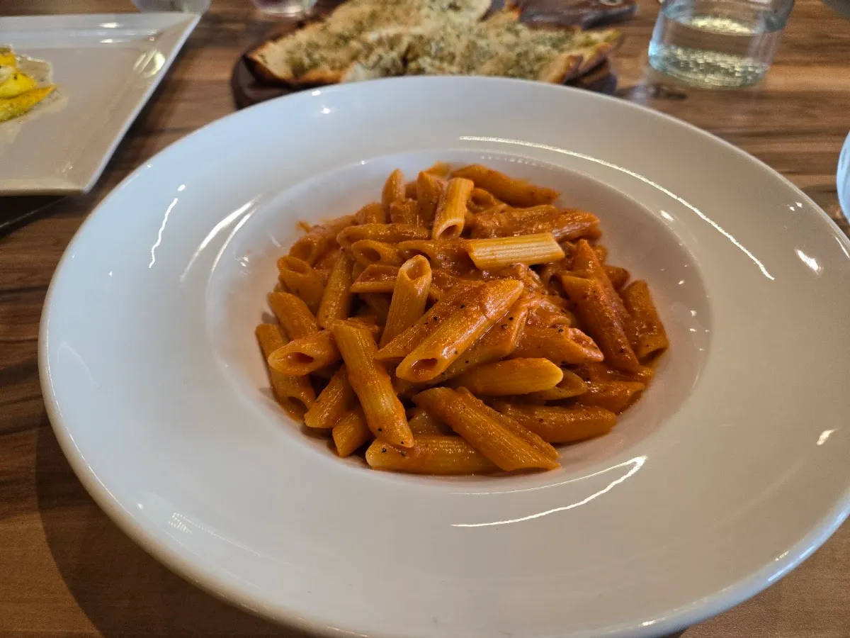 Al Di La Pizzeria & Italian Bistro — foto 7