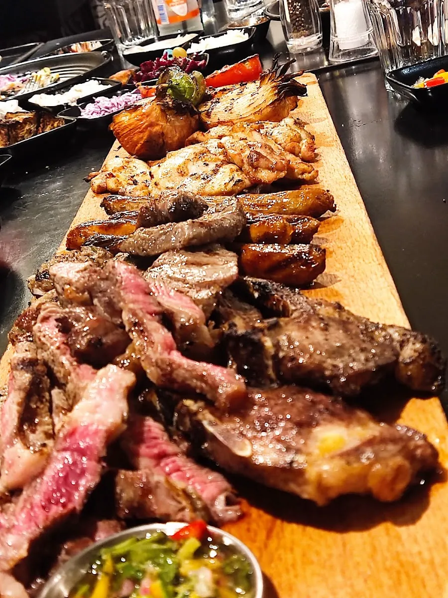 Alma Meat Restaurant — photo 5