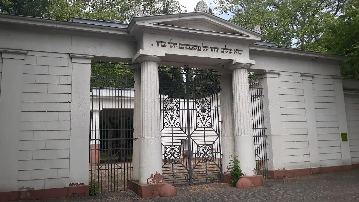 Alter Jüdischer Friedhof Rat-Beil-Straße — foto 6