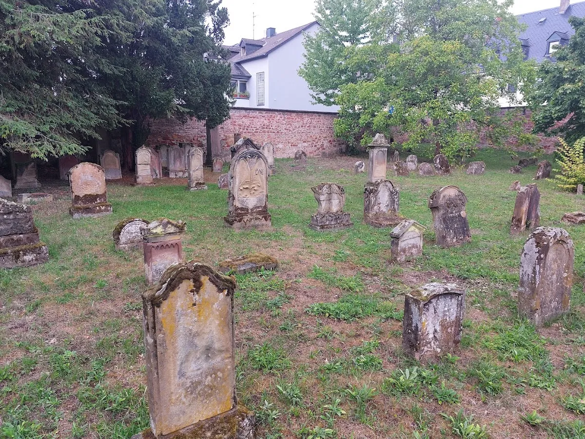 Alter jüdischer Friedhof Trier — photo 4