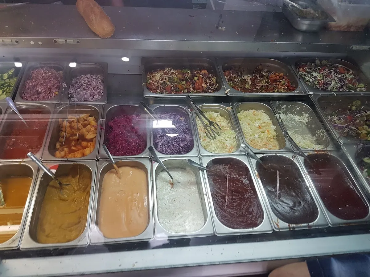 Anak HaSchnitzelim veHaSandwichim — photo 2
