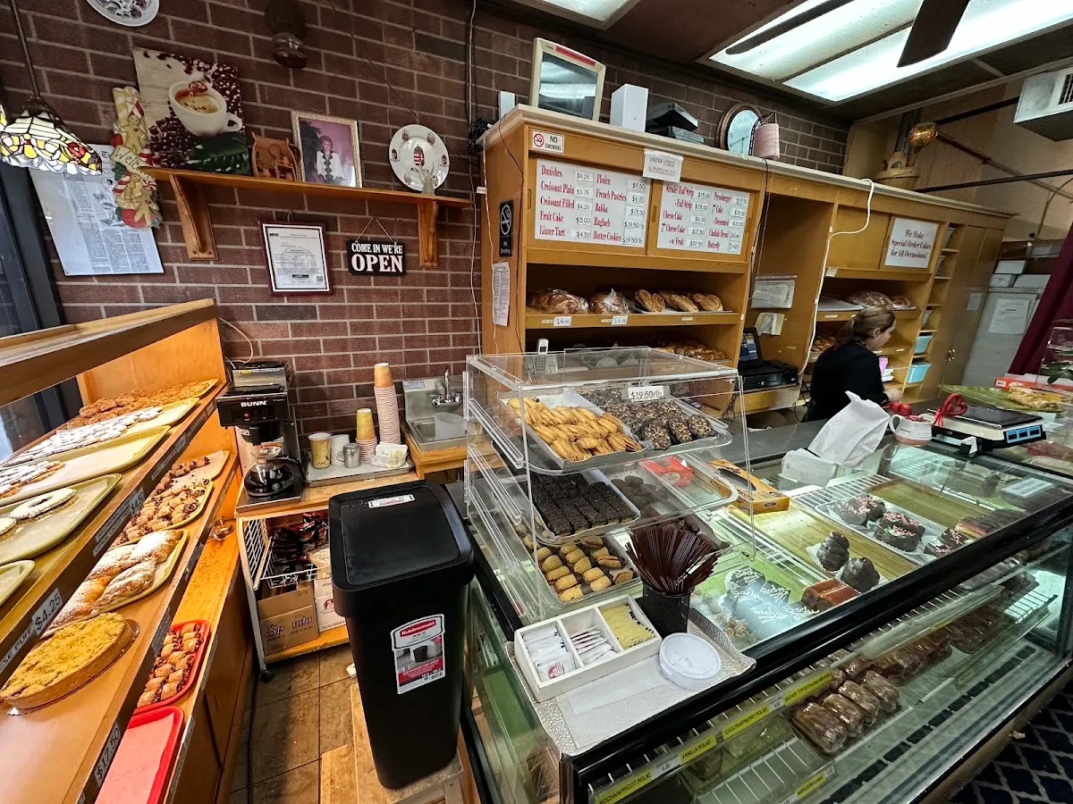 Andre's Hungarian Bakery — photo 4