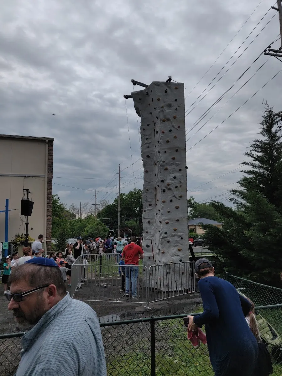 Anshei Lubavitch — photo 6