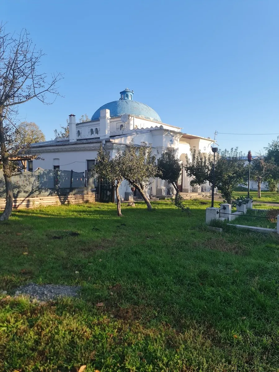 Antigua sinagoga de Bacău — photo 3