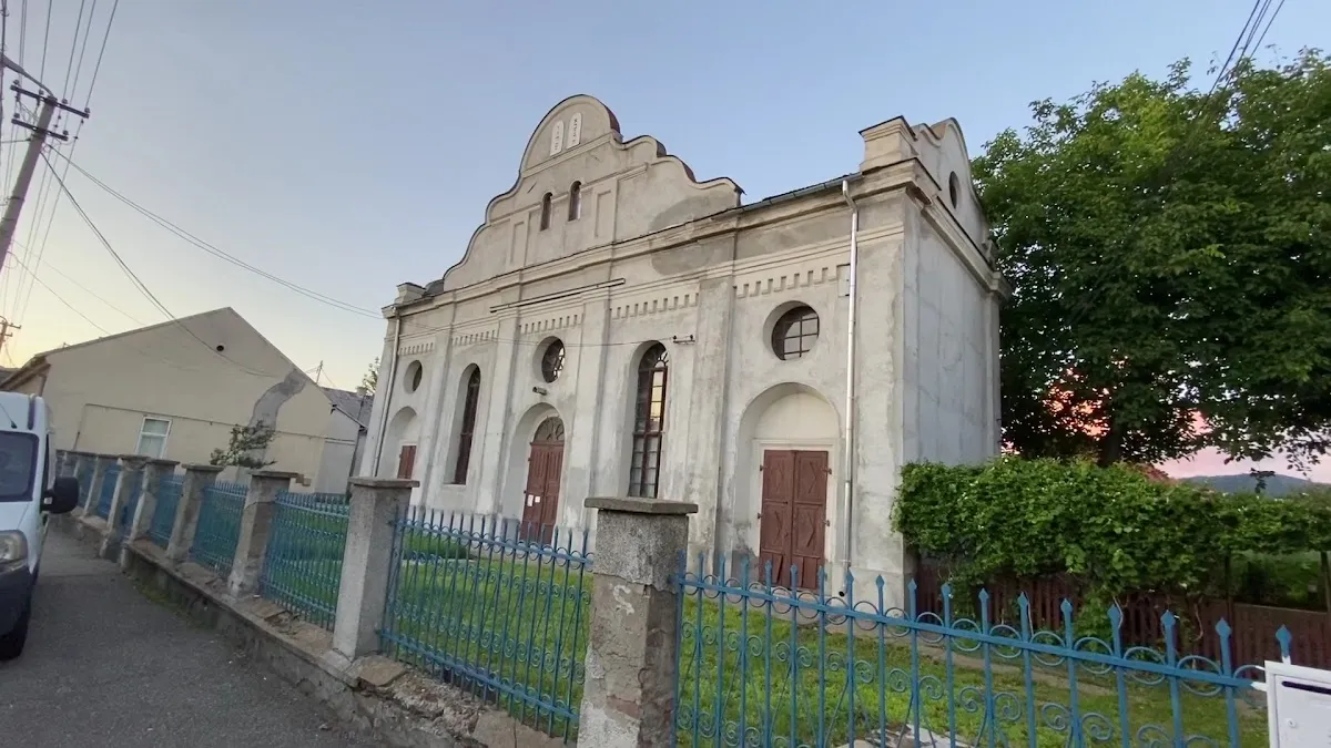 Antigua sinagoga de Baia Mare — foto 2