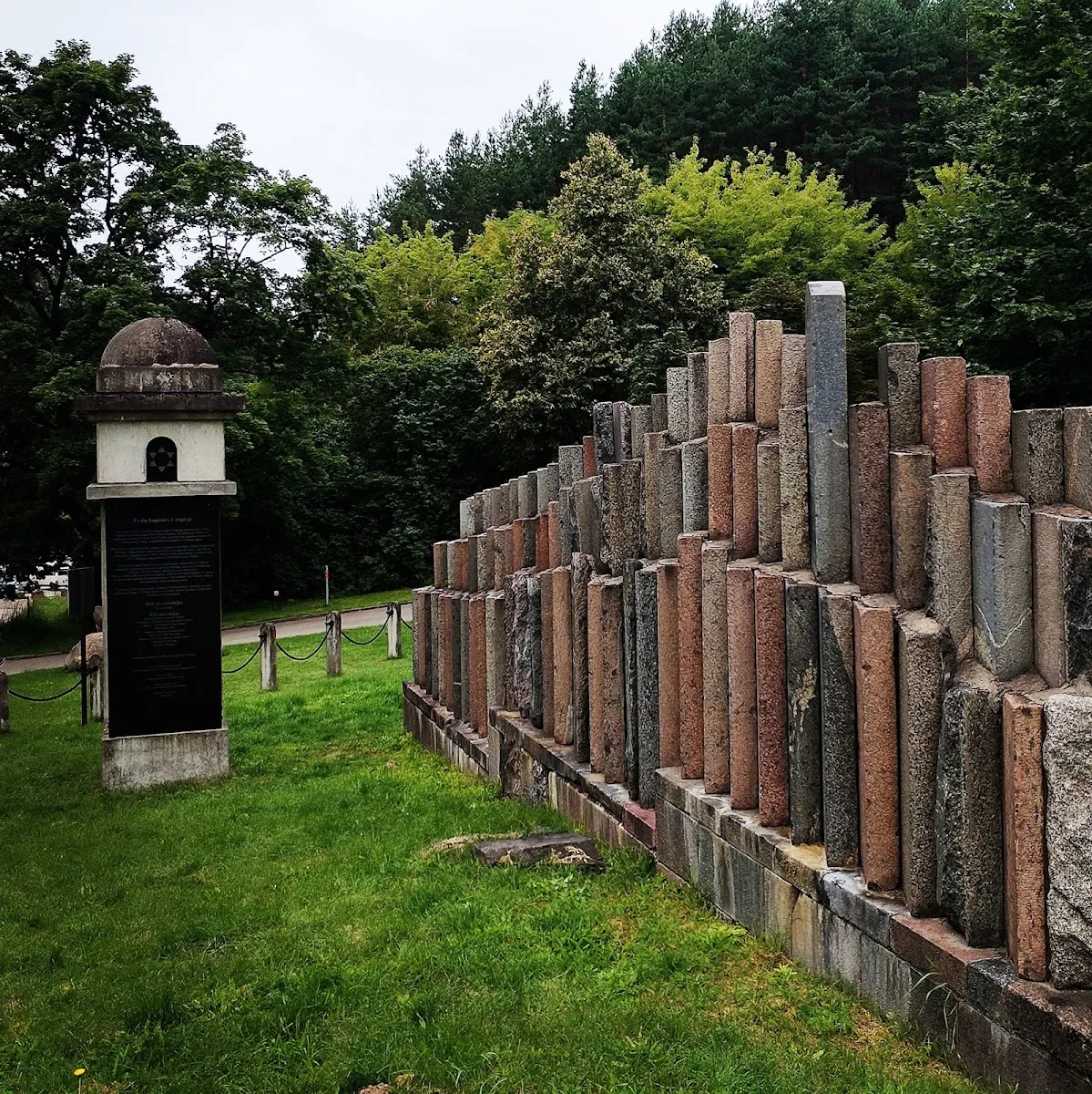 Antiguo Cementerio Judío de Užupis — foto 2