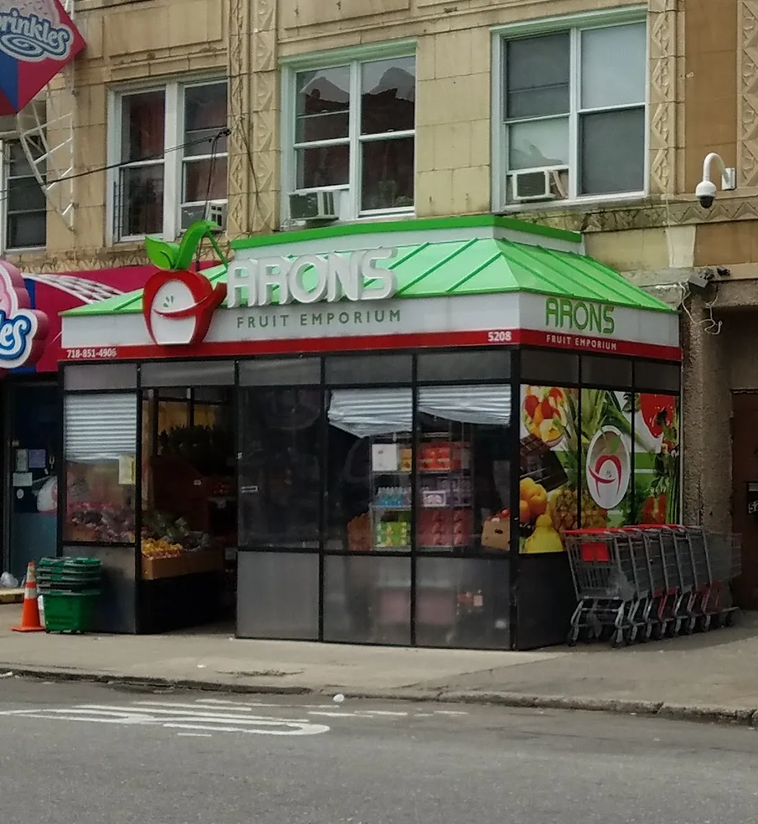 Aron's Fruit Emporium — photo 4