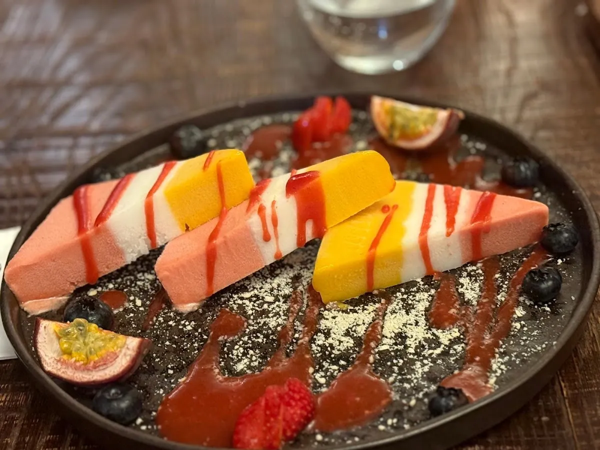 Asado Mediterranean Bistro — foto 10