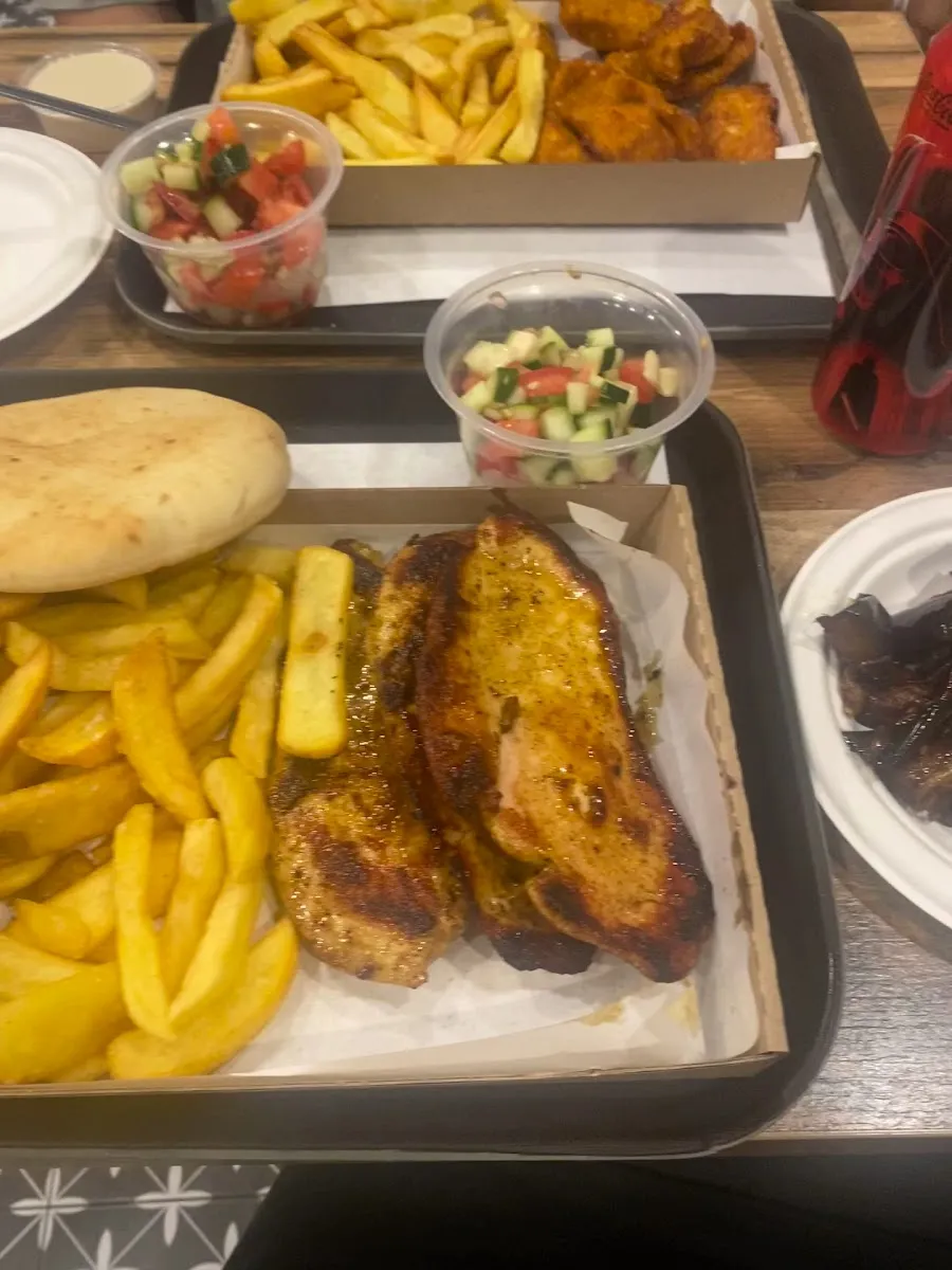 Ashis' Israeli street food — photo 3