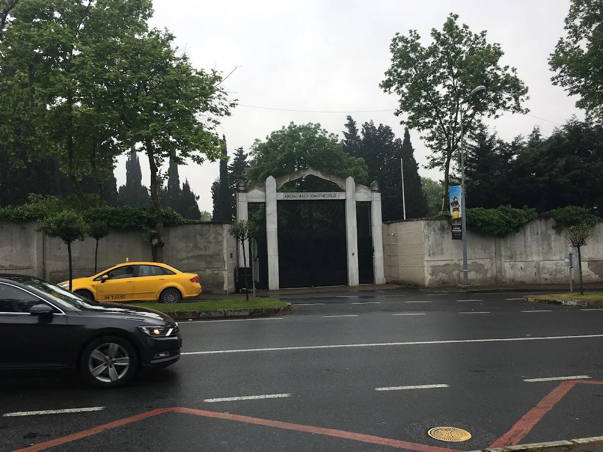 Aşkenaz Musevi Cemaati Mezarlığı — foto 7