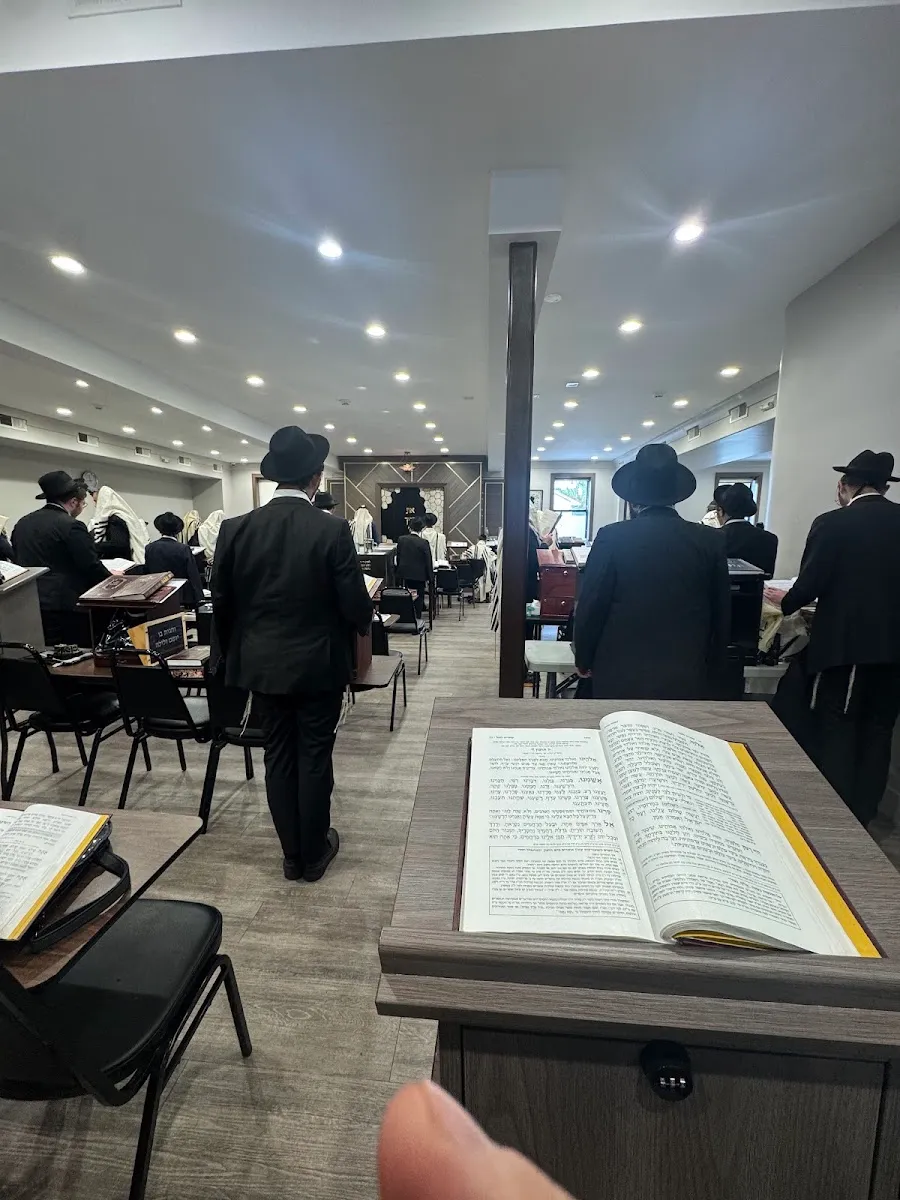 Ateres Shlomo