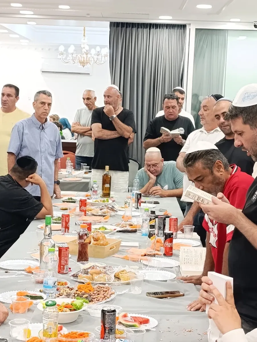 Ateret Herzliya Synagogue and Kollel — foto 5