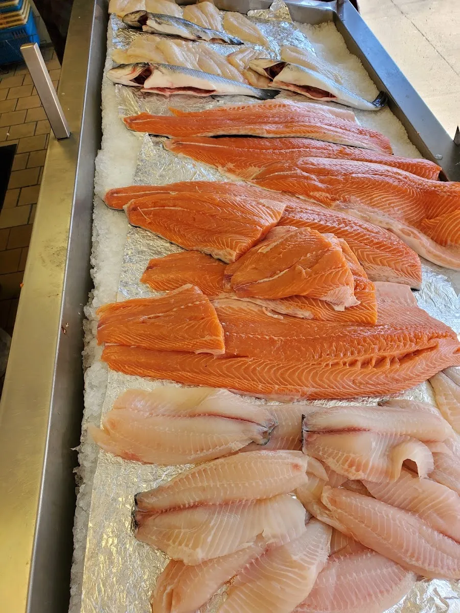 Avenue J Fish Center — photo 4