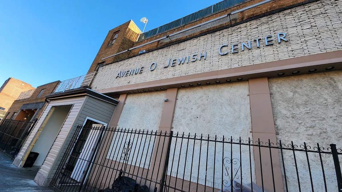 Avenue O Synagogue - Ohel Yeshua V'Sara — photo 3