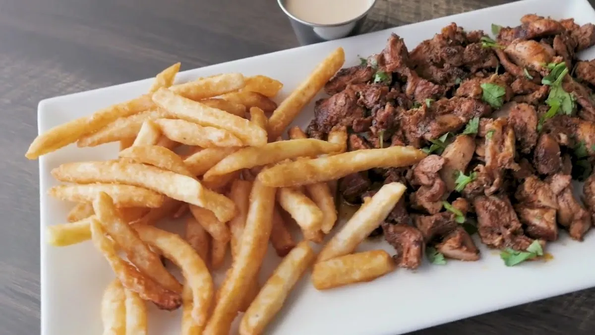 Avi’s Grill — foto 10