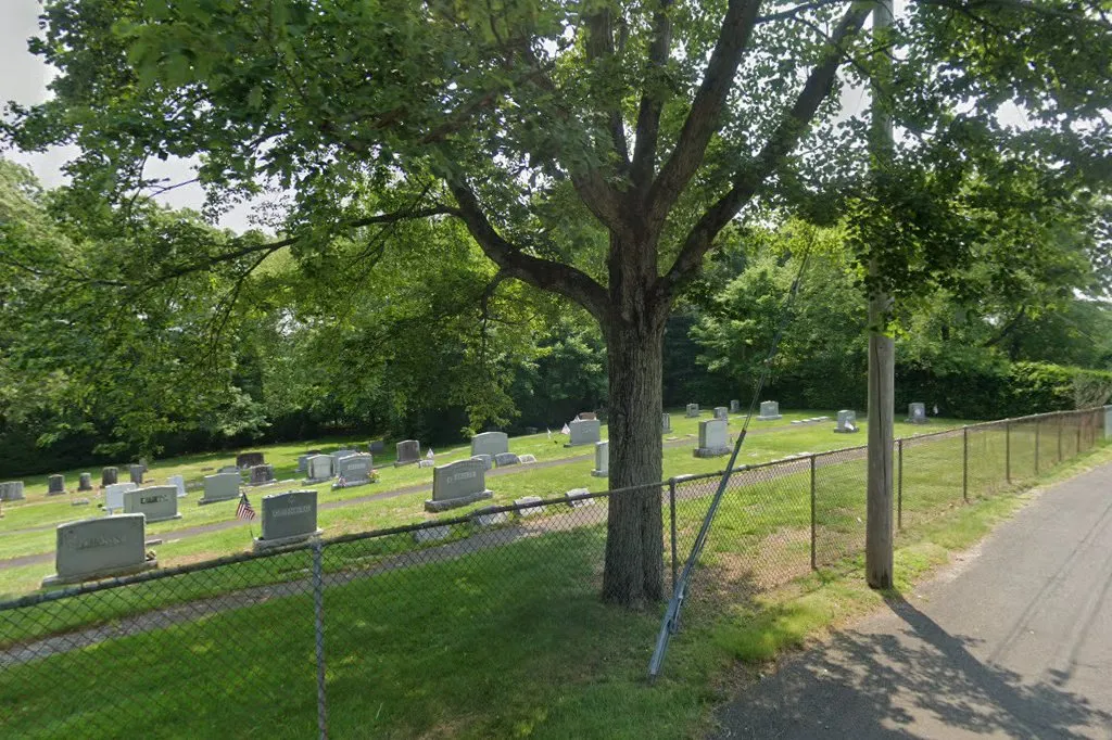 Avram's Cemetery (Beth Israel) — foto 2