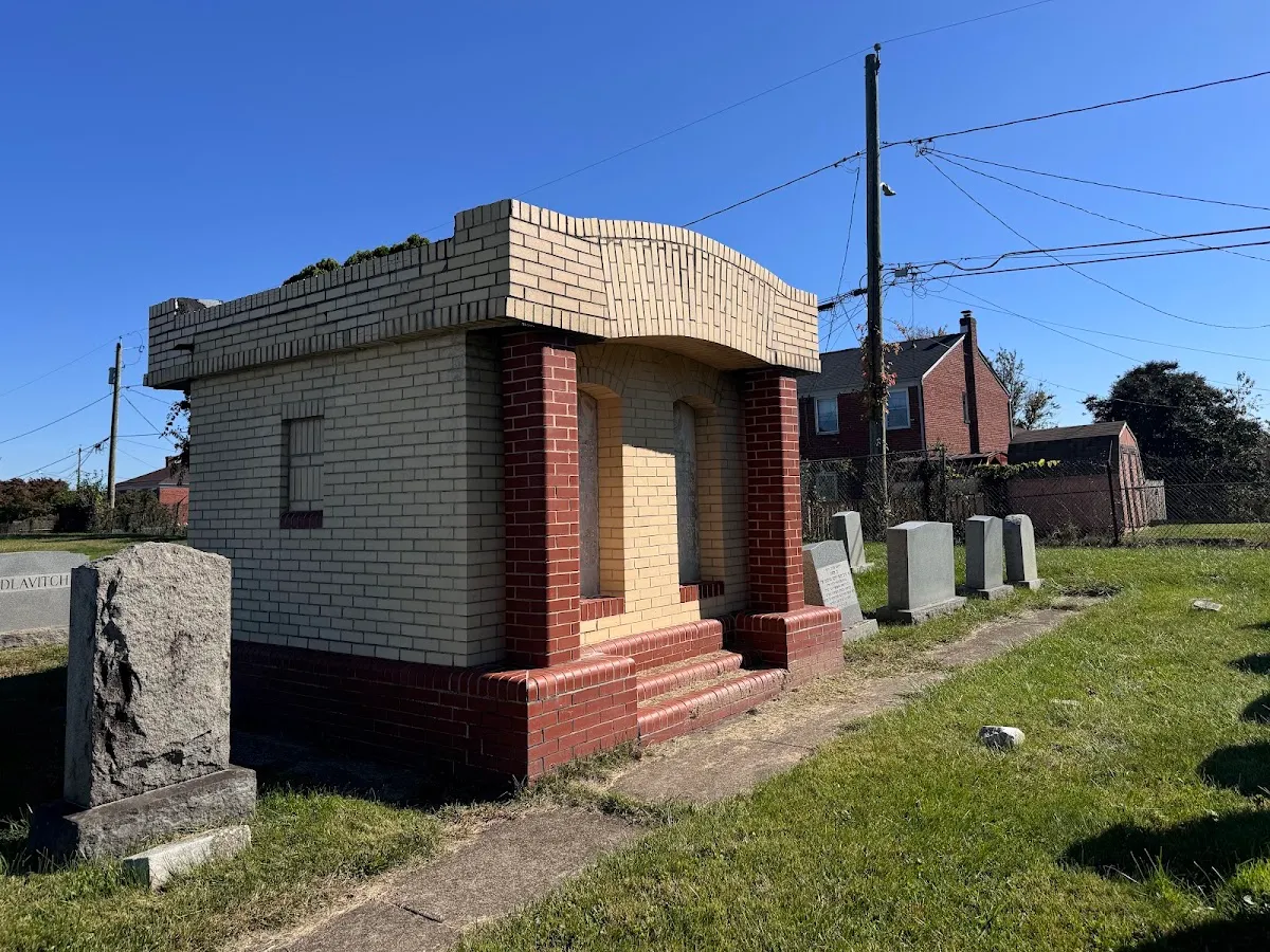 B'nai Israel Cemetery — foto 7