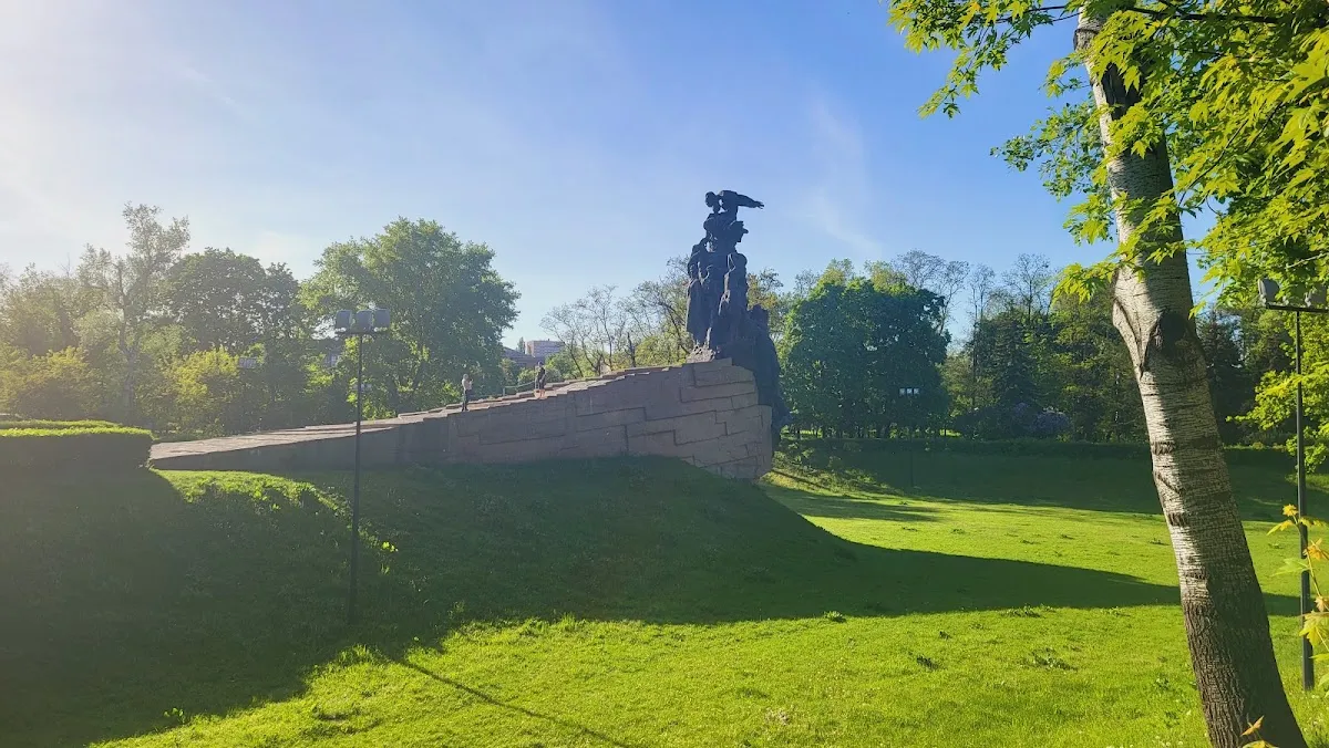 Babyn Yar Holocaust Memorial — foto 3