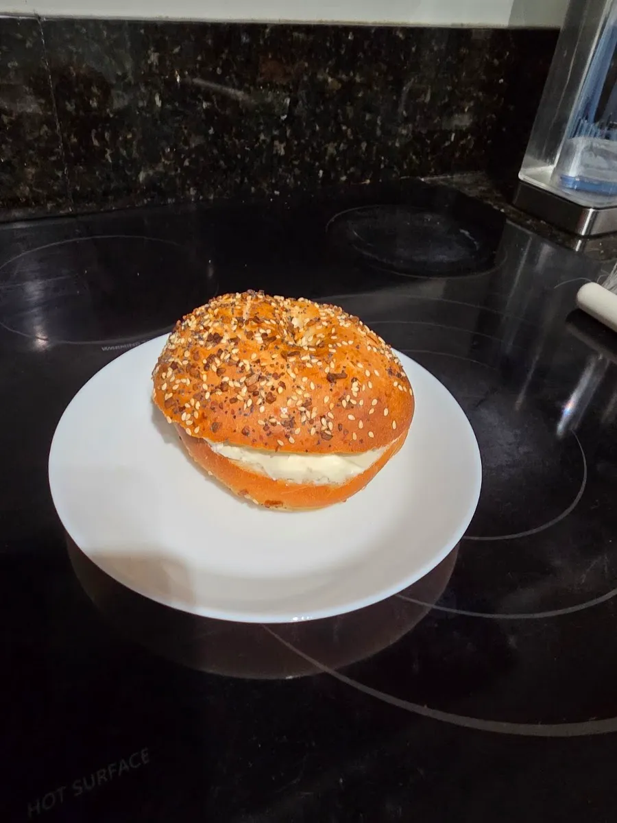 Bagel Cove Restaurant and Deli — photo 5