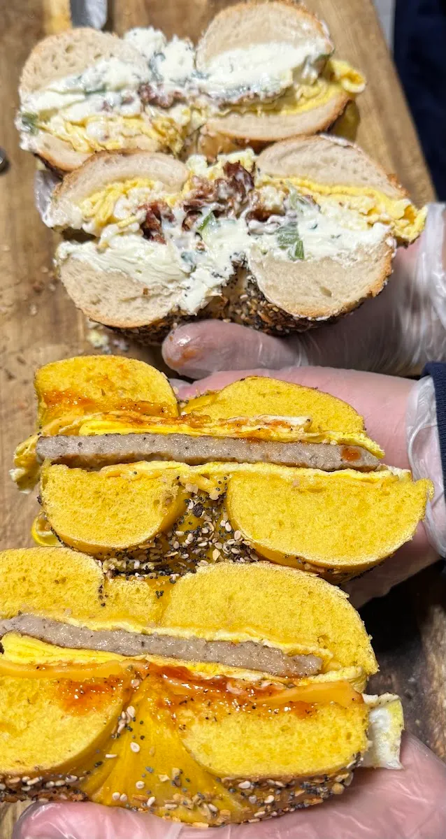Bagel Hut — photo 3