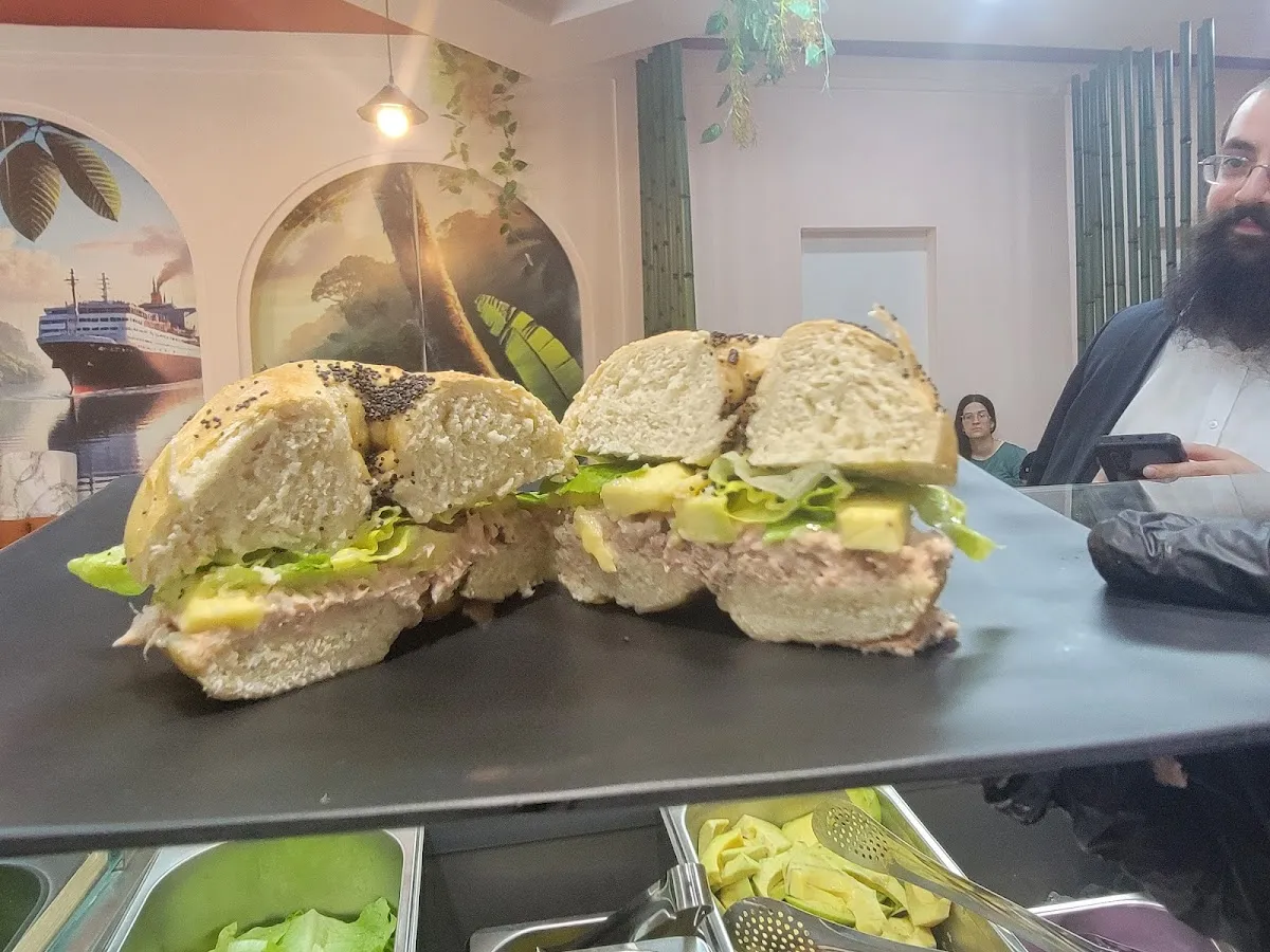 Bagel spot — foto 9