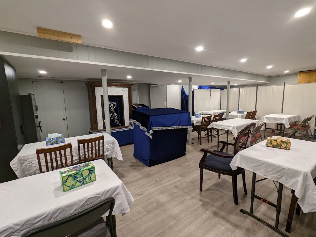 Bais Midrash 715 (Basement Shabbus Shul)