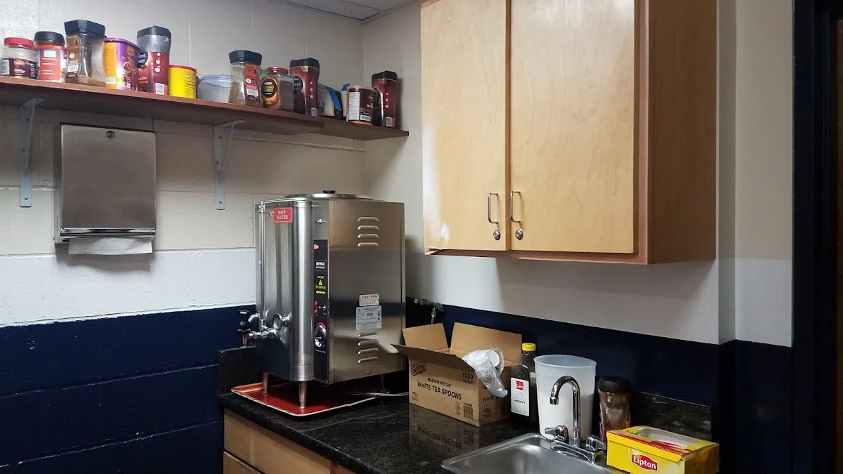 Bais Yaakov Elementary — photo 4