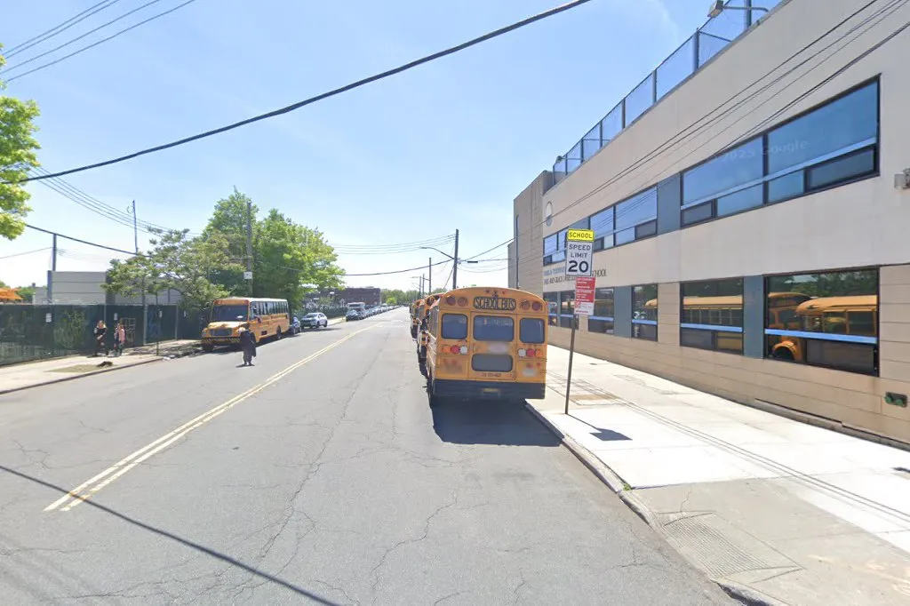 Barkai Yeshivah Al & Sonny Gindi Elementary School — photo 3