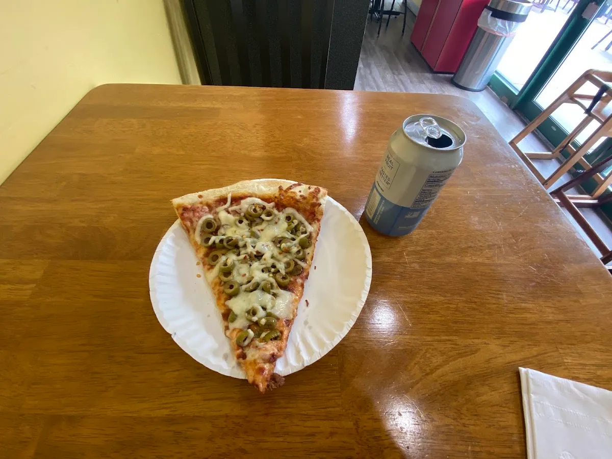 Basil Pizza — photo 5