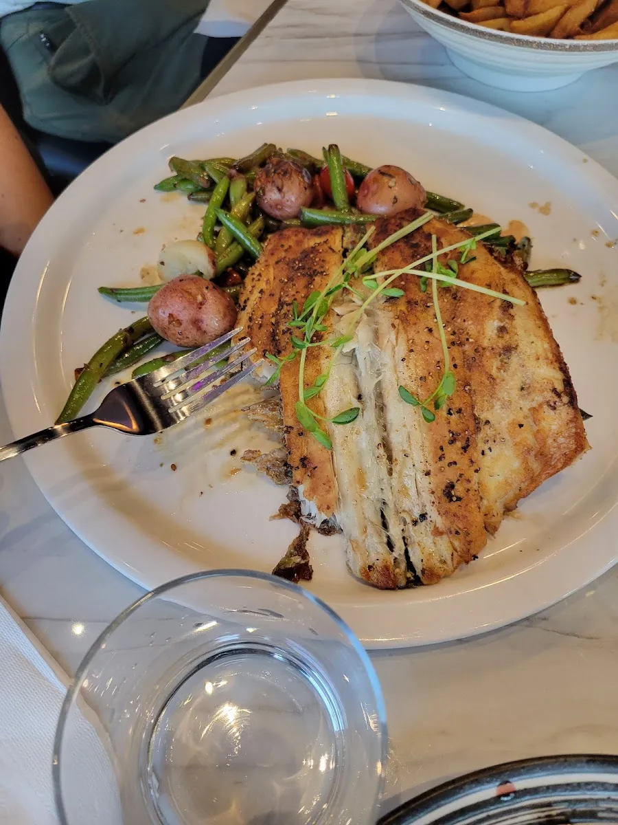 Bass & Bourbon — photo 4