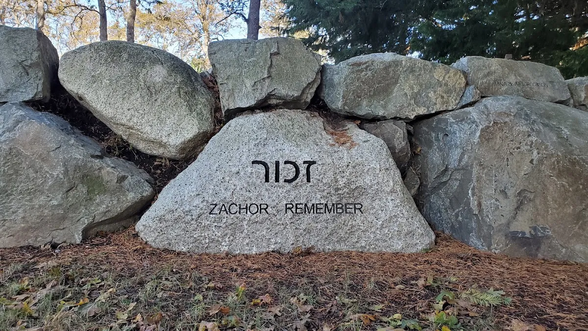 Bays Ha Chayim - Jewish Cemetery — photo 8