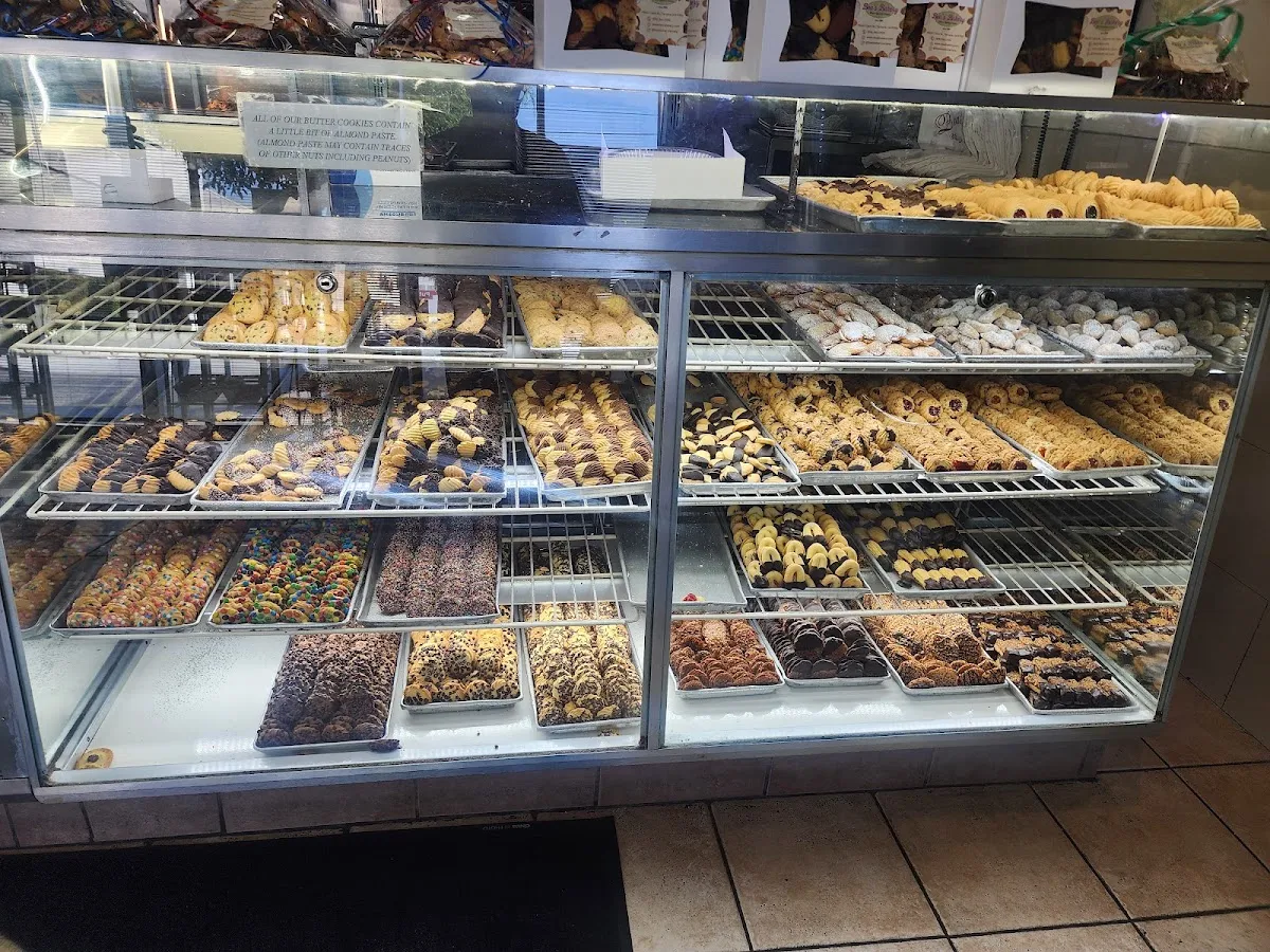 Bea's Bakery — photo 8