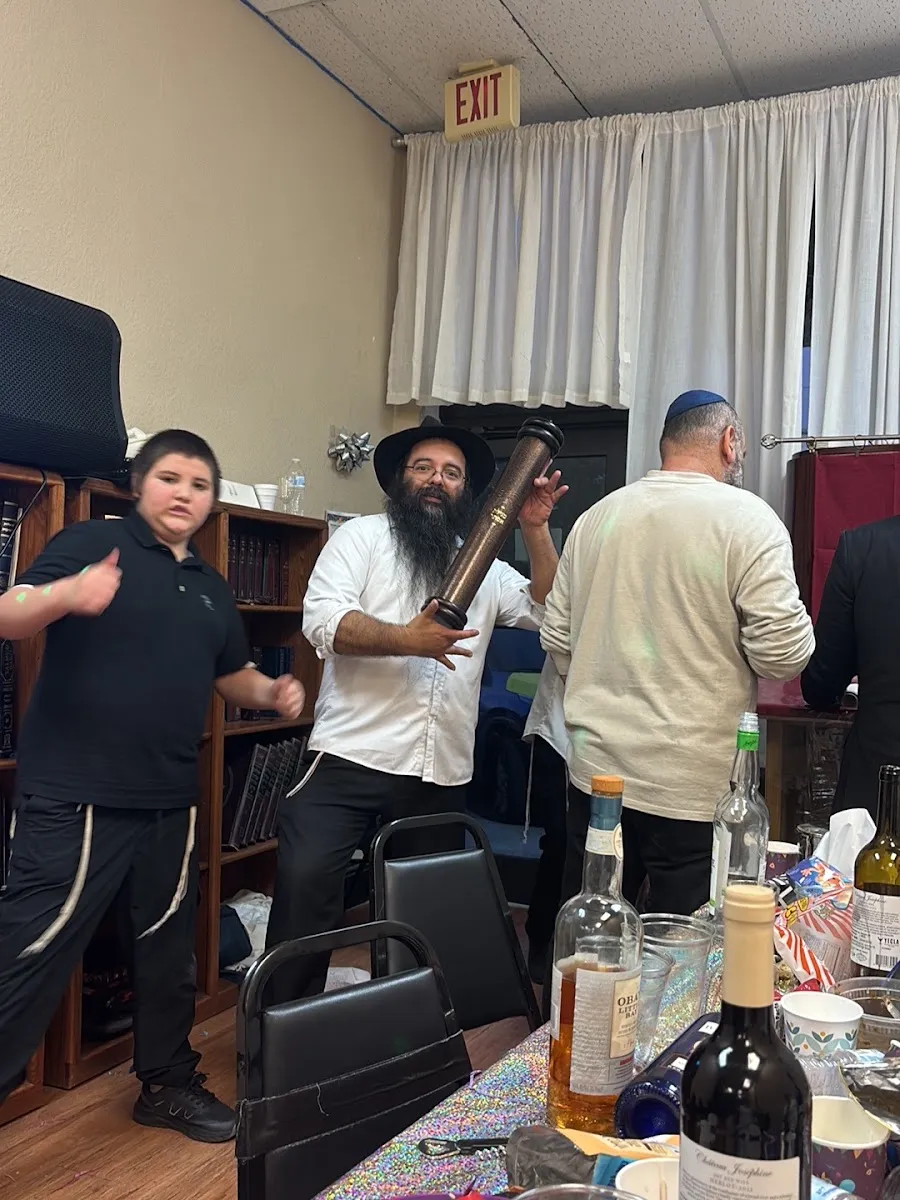 Beis Tefila Lubavitch — photo 4