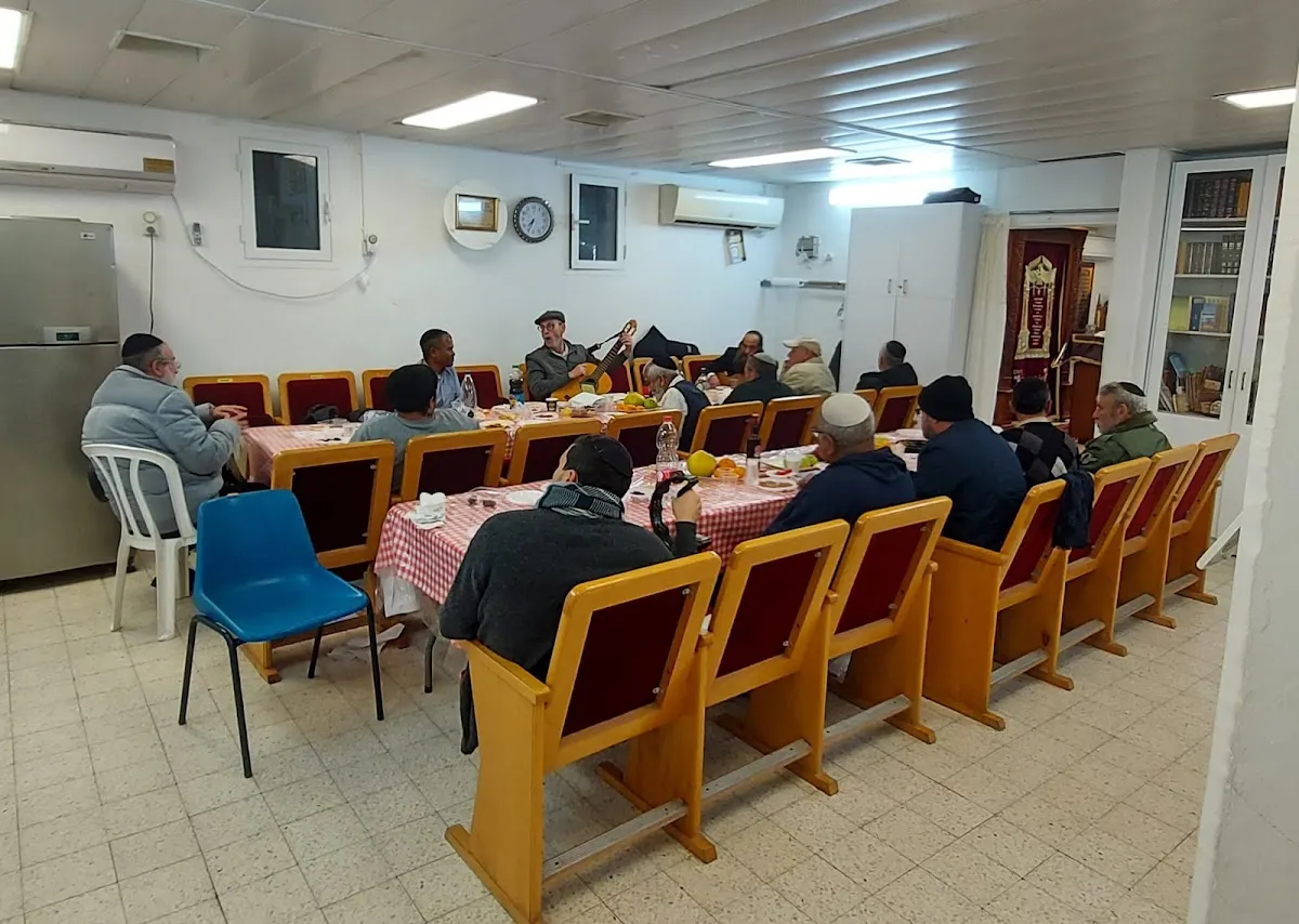 Beit Eliezer Ashkenazi Synagogue Hadera — foto 2
