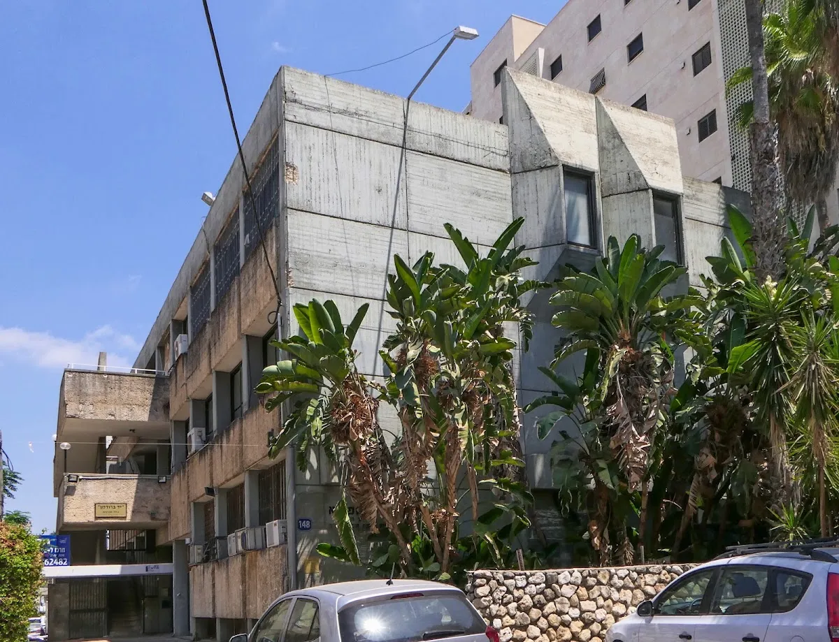 Beit Shapira HaPoel HaMizrachi Rehovot