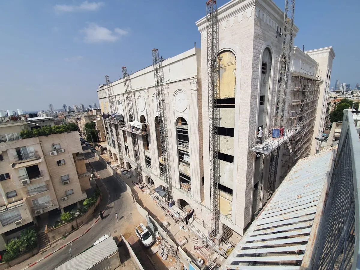 Beit Vizhnitz Synagogue — foto 7