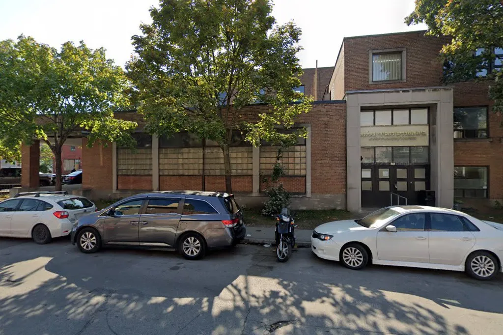 Belz Hutchison community