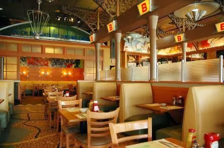 Ben's Kosher Delicatessen Restaurant & Caterers (Woodbury)