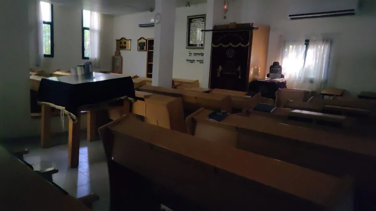 Ben Tzion Synagogue Kiryat Shmona — foto 6
