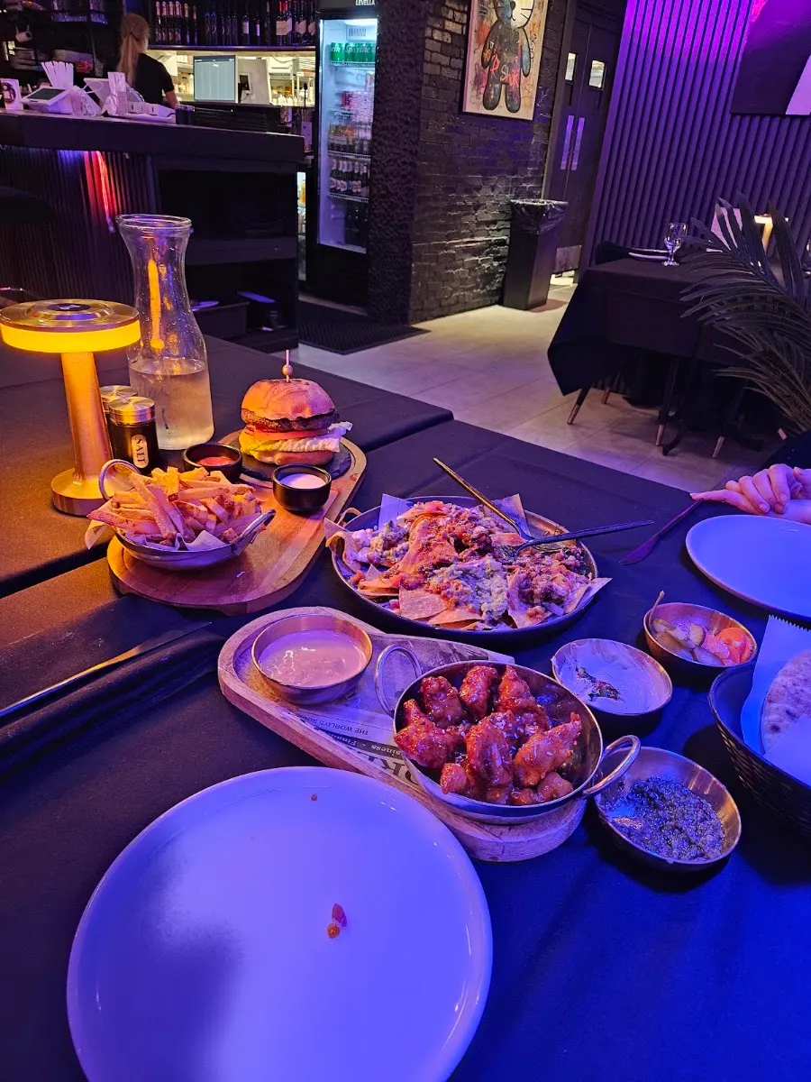 Ben Yehuda Grill — foto 10