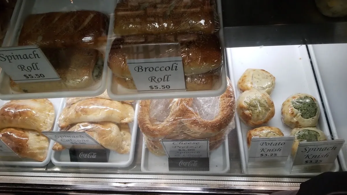 Benjy's Kosher Pizza Dairy Restaurant & Sushi Bar — foto 10