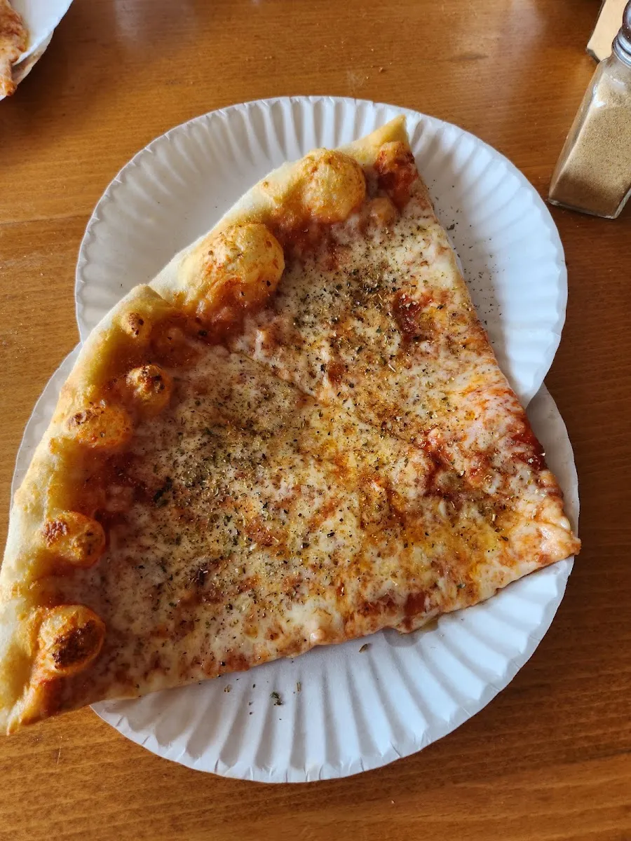 Benjy's Kosher Pizza — foto 4