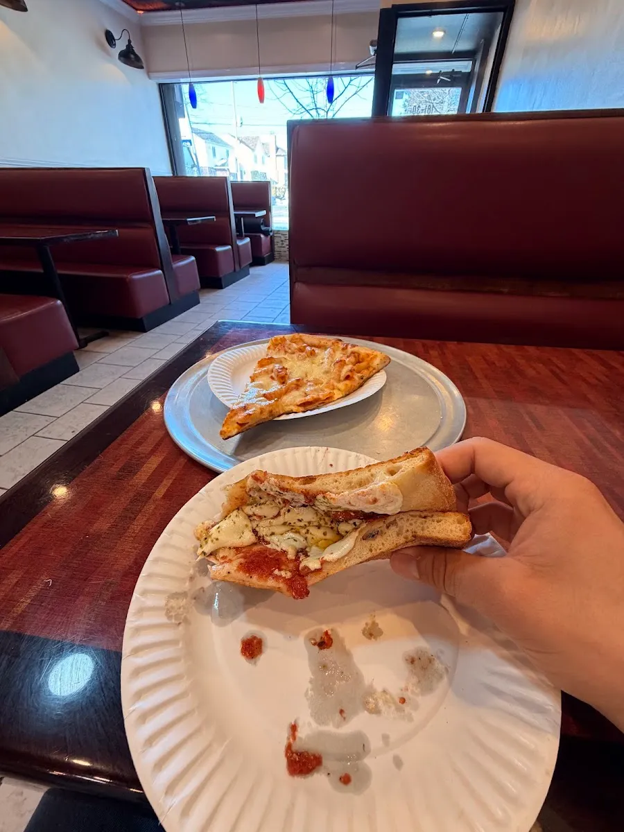 Benny's Brick Oven Kosher Pizza — photo 5