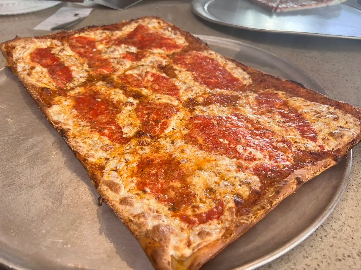 Benny's Brick Oven Pizza — photo 3